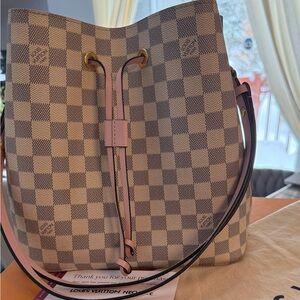 Authentic Louis  Vitton Neo Noe MM Azur bucket bag